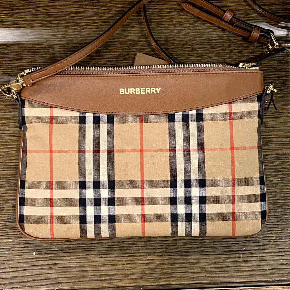 Authentic Burberry Brown Vintage Check Peyton Crossbody Bag 2023 Made In Italy